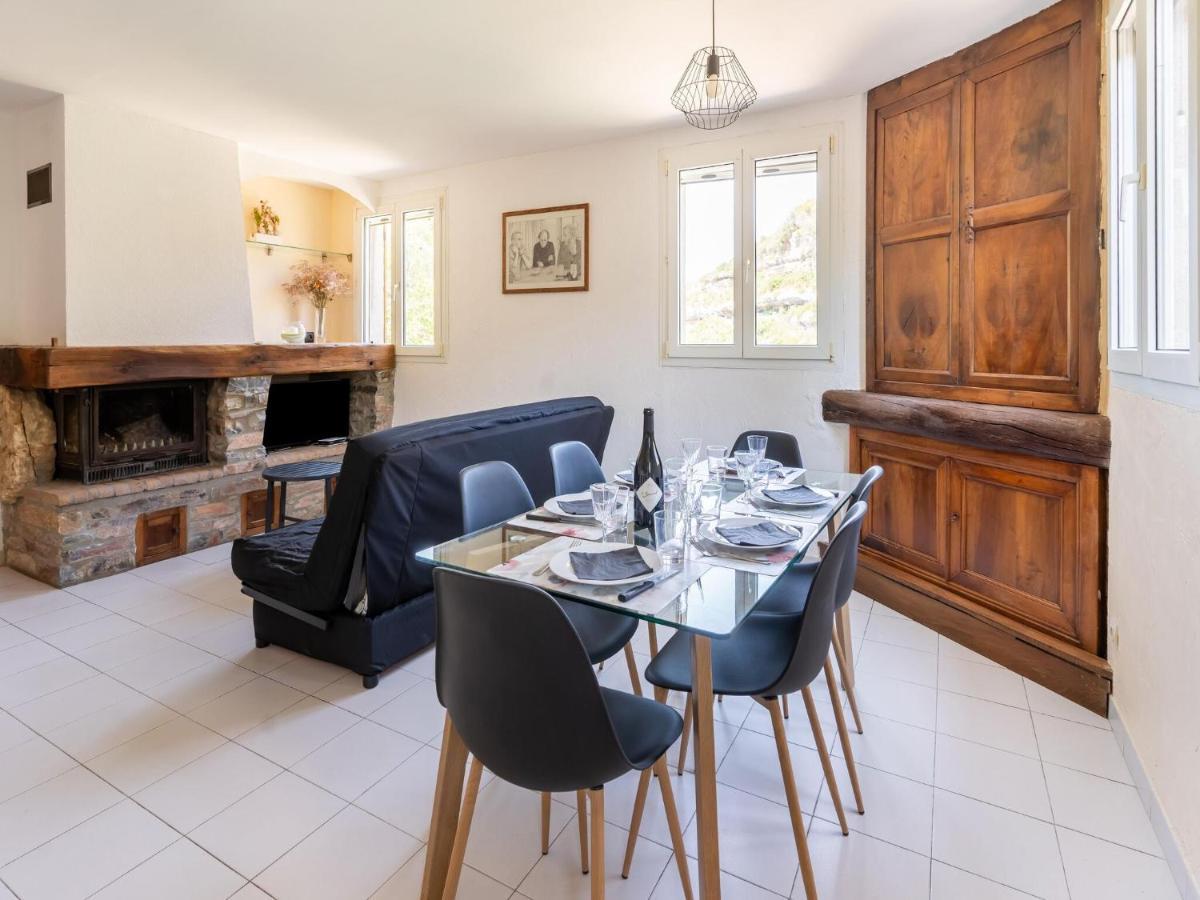 Cosy Holiday Home In Minerve With Garden Eksteriør bilde